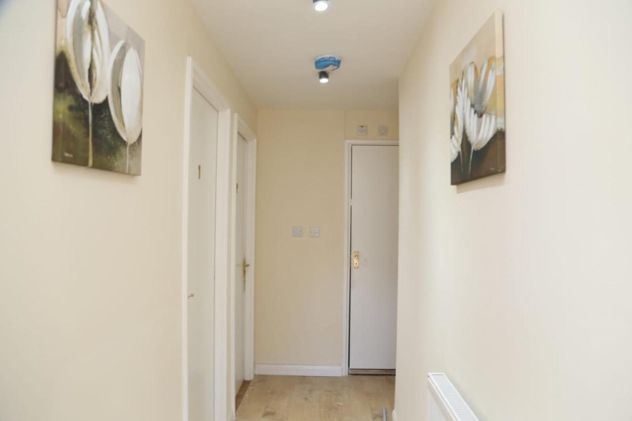 A A Guest Rooms Thamesmead Erith Ngoại thất bức ảnh