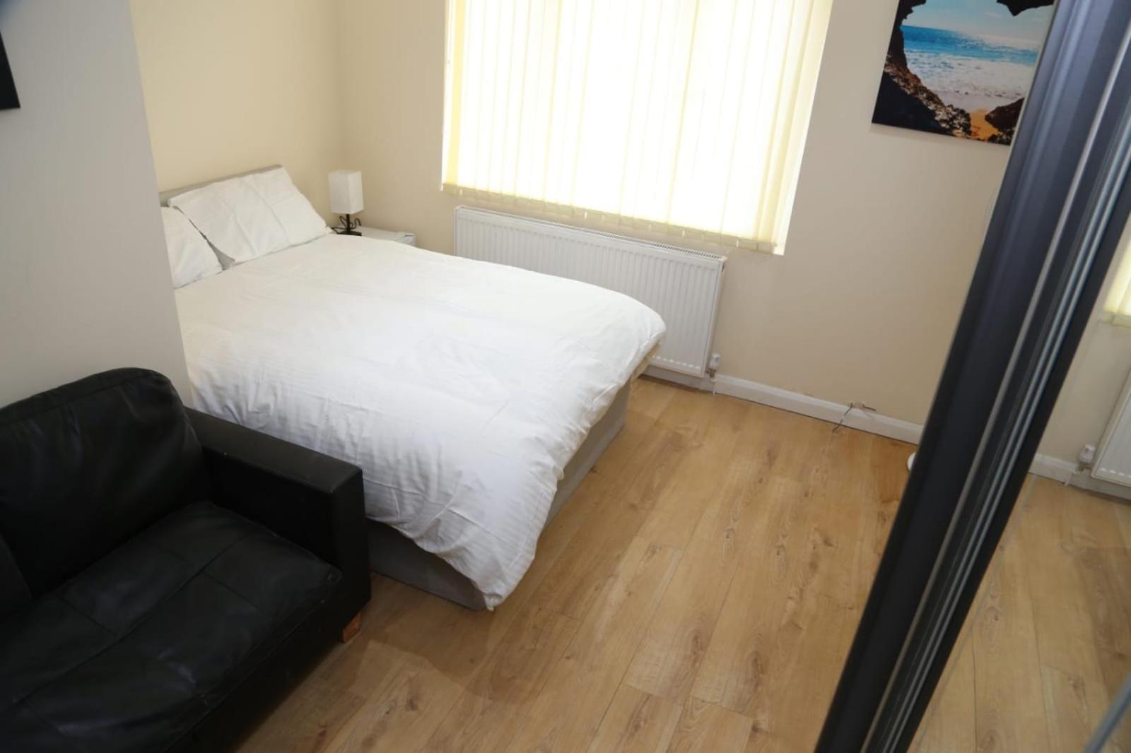 A A Guest Rooms Thamesmead Erith Ngoại thất bức ảnh