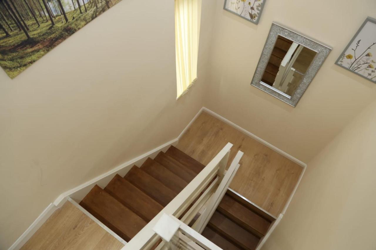 A A Guest Rooms Thamesmead Erith Ngoại thất bức ảnh