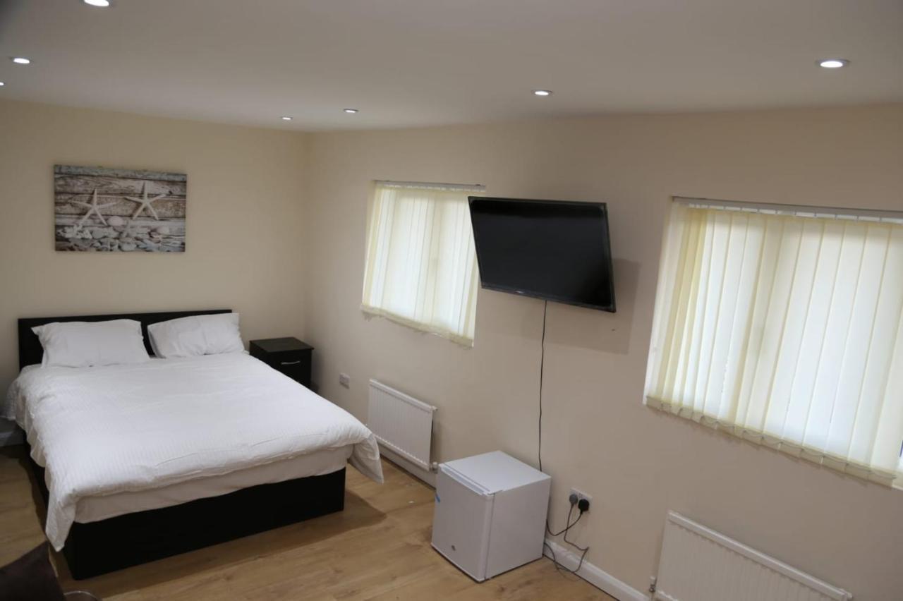 A A Guest Rooms Thamesmead Erith Ngoại thất bức ảnh